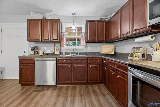 514 Hill Avenue, Glencoe, AL 35905