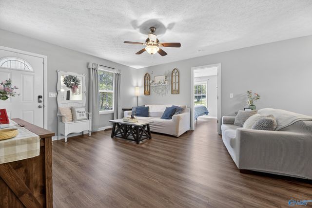 514 Hill Avenue, Glencoe, AL 35905