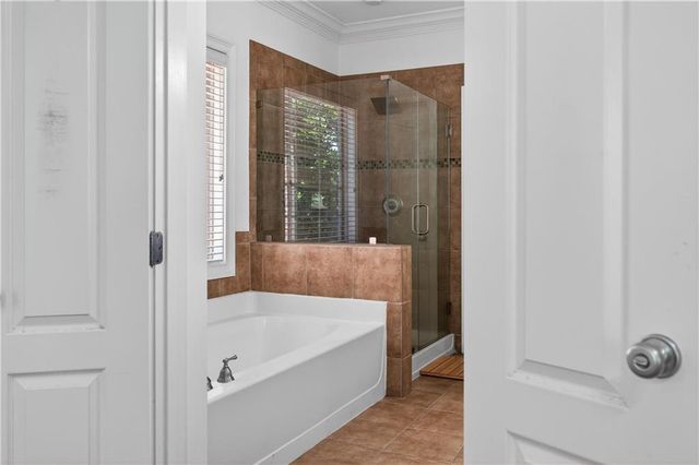 2492 Crescent Park Court 16, Atlanta, GA 30339