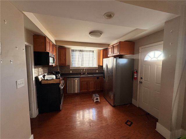 1304 Sumac St, Mckeesport, PA 15132