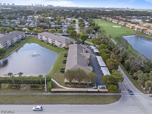 9660 Victoria LN 206, Naples, FL 34109