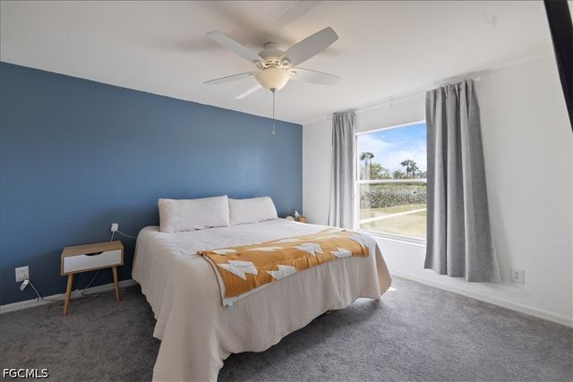 9660 Victoria LN 206, Naples, FL 34109