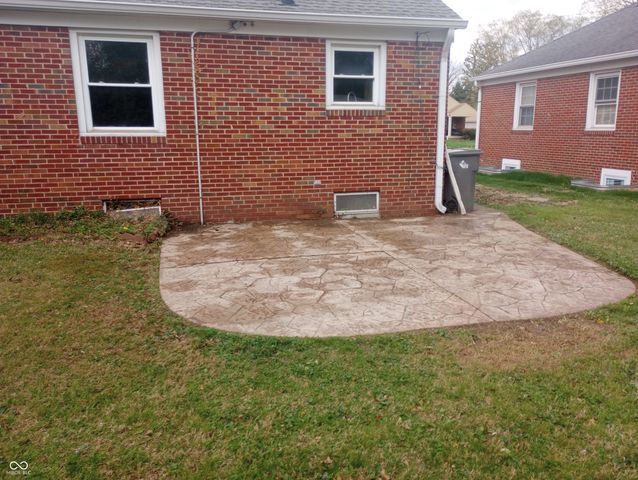 2915 W 33rd Street, Indianapolis, IN 46222