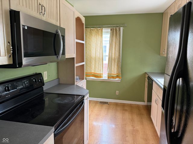 2915 W 33rd Street, Indianapolis, IN 46222