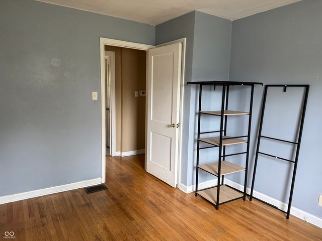 2915 W 33rd Street, Indianapolis, IN 46222