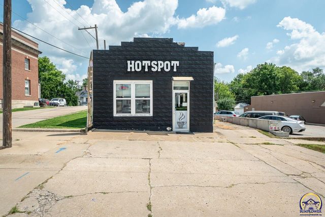 316 Pennsylvania AVE, Holton, KS 66436