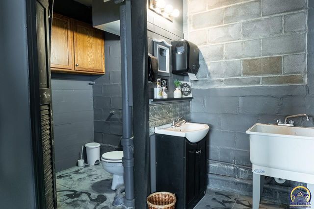 316 Pennsylvania AVE, Holton, KS 66436