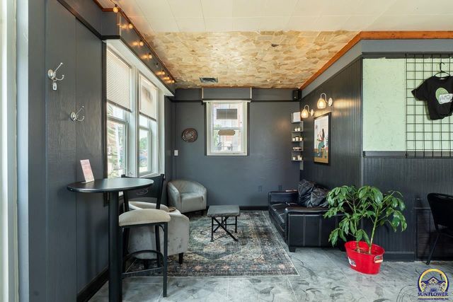 316 Pennsylvania AVE, Holton, KS 66436