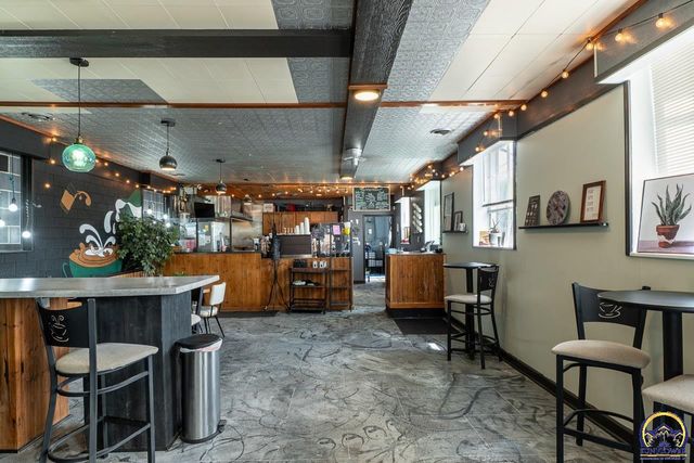 316 Pennsylvania AVE, Holton, KS 66436