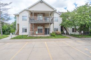 2433 Patricia Drive 24, Urbandale, IA 50322