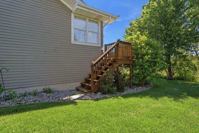 10877 Mathias Drive, St. John, IN 46373