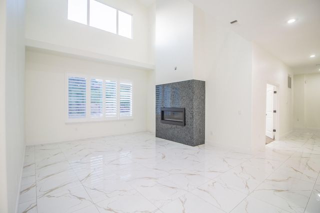 4 Aztec Lane, Ransom Canyon, TX 79366