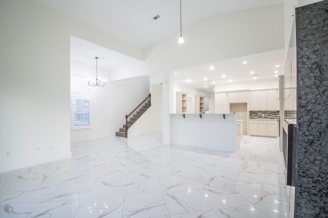 4 Aztec Lane, Ransom Canyon, TX 79366