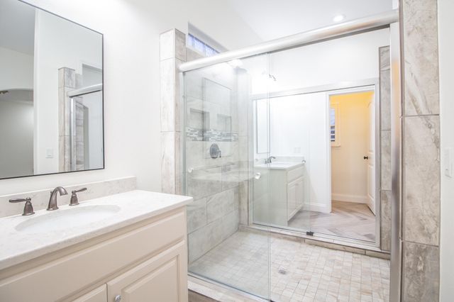 4 Aztec Lane, Ransom Canyon, TX 79366