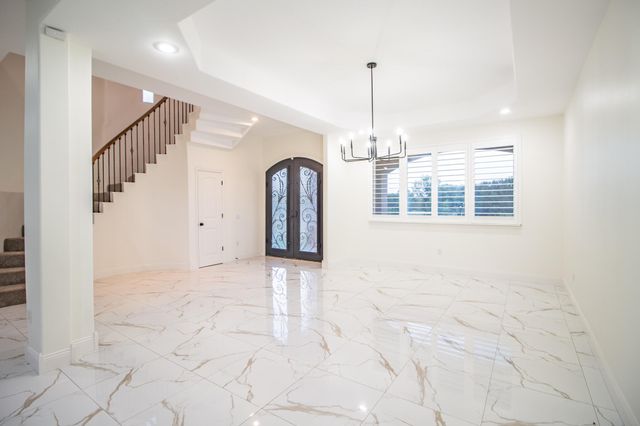 4 Aztec Lane, Ransom Canyon, TX 79366