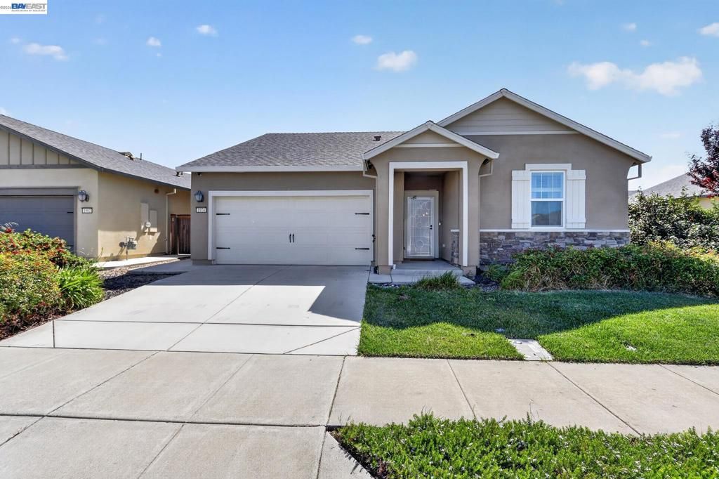 Image 1 of property listing at 1974 Garden Ln, Rio Vista, CA 94571