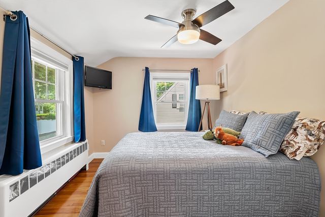 9 Chapman Rd, Wakefield, MA 01880