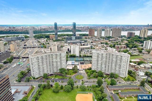 2100 Linwood Avenue 20N, Fort Lee, NJ 07024