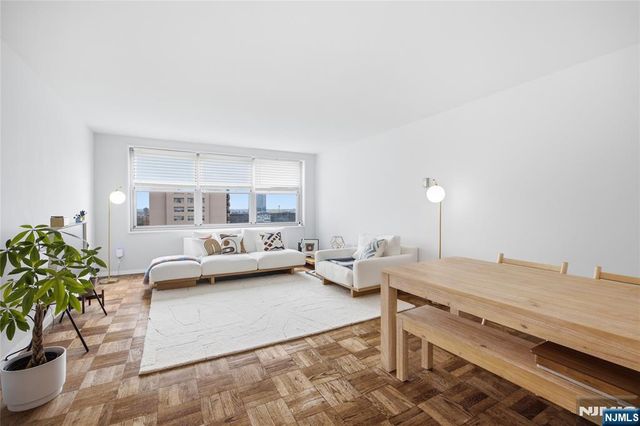 2100 Linwood Avenue 20N, Fort Lee, NJ 07024