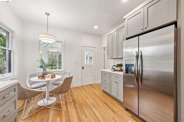 4970 4970 CORONADO AVENUE, Oakland, CA 94618