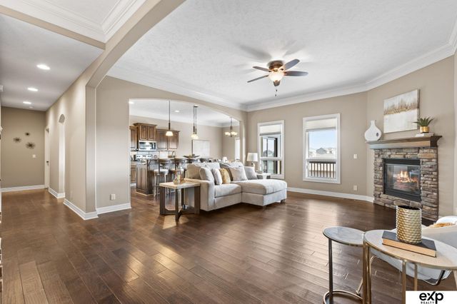 3909 N 191st Street, Elkhorn, NE 68022