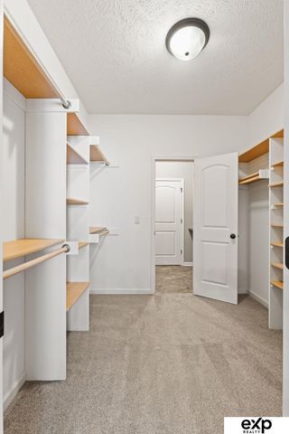 3909 N 191st Street, Elkhorn, NE 68022