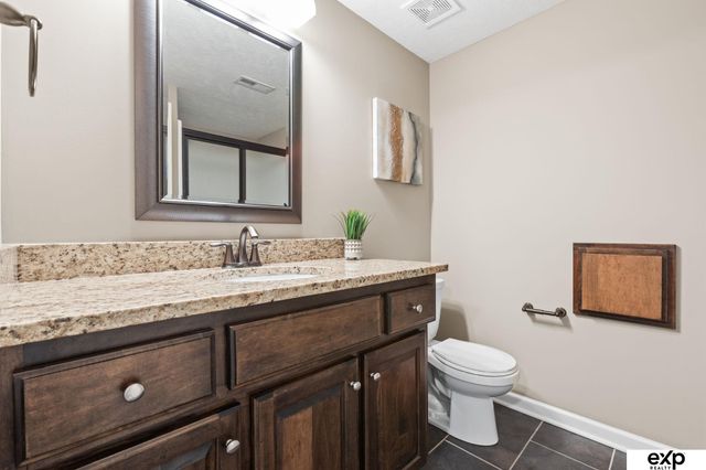 3909 N 191st Street, Elkhorn, NE 68022