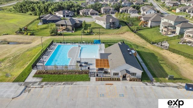 3909 N 191st Street, Elkhorn, NE 68022