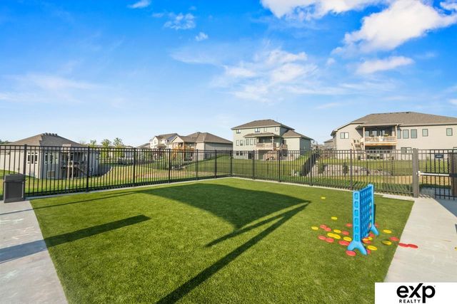 3909 N 191st Street, Elkhorn, NE 68022