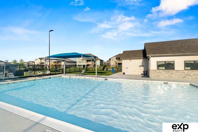 3909 N 191st Street, Elkhorn, NE 68022