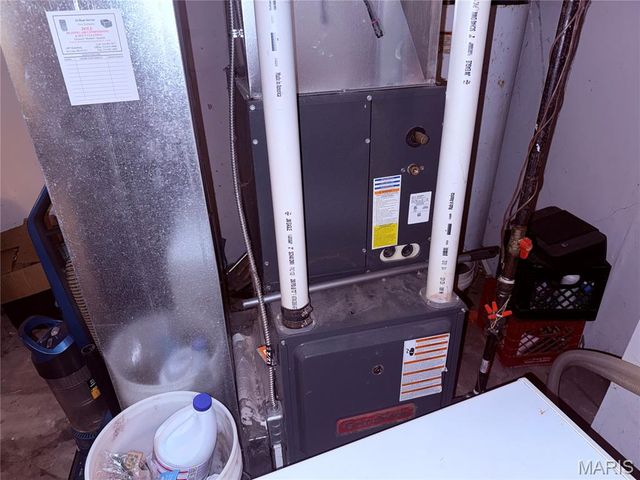 2148 Oakdale Avenue, St Louis, MO 63121