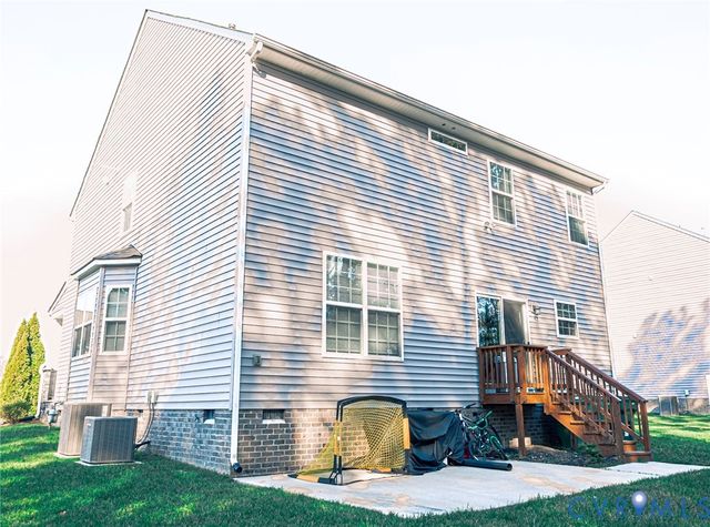 7033 Ravenscraig Cres, Henrico, VA 23231