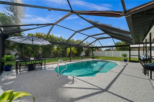 2141 SW 5th AVE, Cape Coral, FL 33991