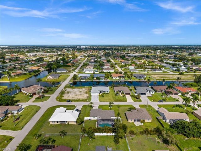 2141 SW 5th AVE, Cape Coral, FL 33991