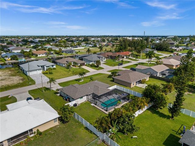 2141 SW 5th AVE, Cape Coral, FL 33991