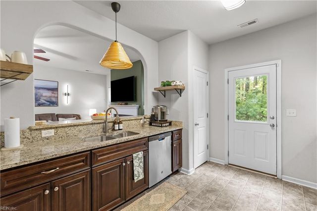 1337 King Arthur DR, Chesapeake, VA 23323