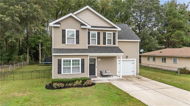 1337 King Arthur DR, Chesapeake, VA 23323