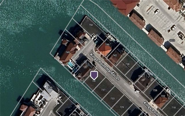 741 Kings Point Harbor, Corpus Christi, TX 78402