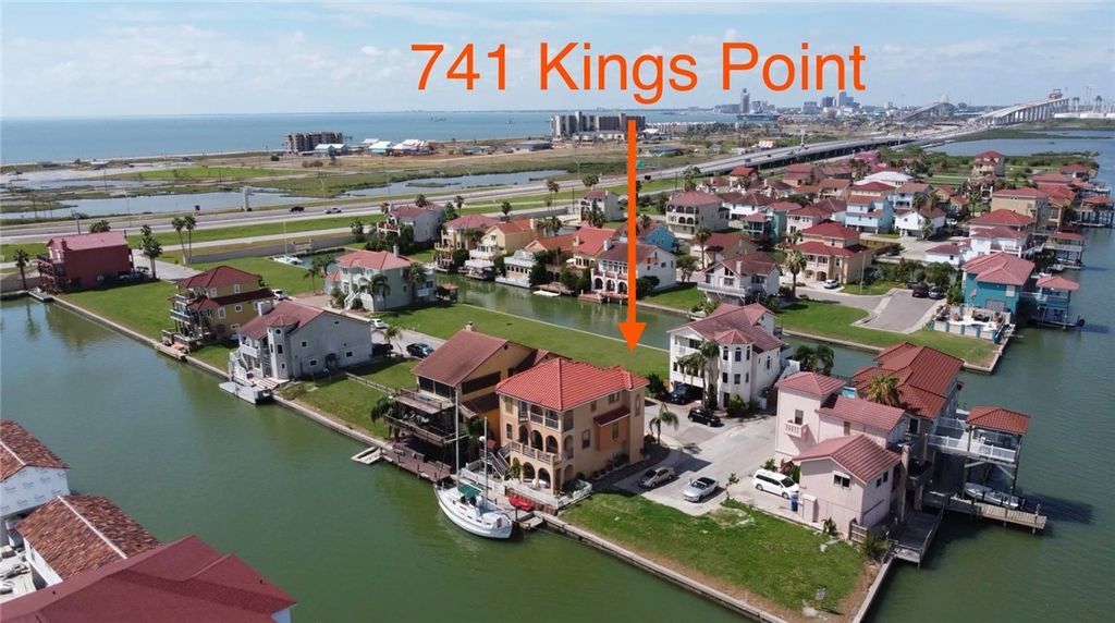 741 Kings Point Harbor, Corpus Christi, TX 78402