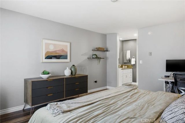 1321 Beryl Street 102, Redondo Beach, CA 90277