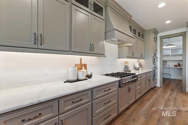9833 S Peregrine Falcon Ave., Nampa, ID 83686