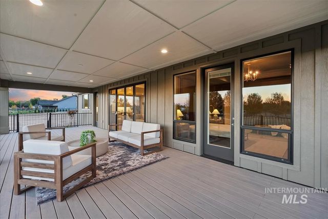 9833 S Peregrine Falcon Ave., Nampa, ID 83686