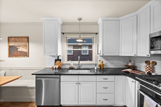1621 HARVARD AVE, Salt Lake City, UT 84105