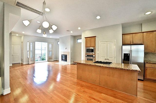 407 Jackson Hill Street, Houston, TX 77007