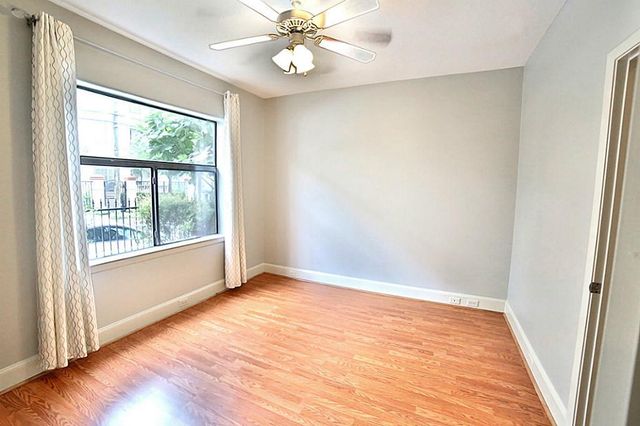 407 Jackson Hill Street, Houston, TX 77007