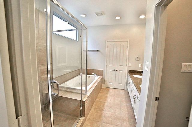 407 Jackson Hill Street, Houston, TX 77007