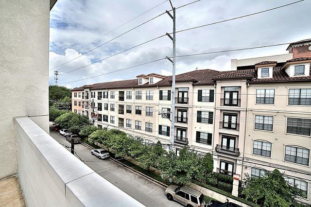 407 Jackson Hill Street, Houston, TX 77007