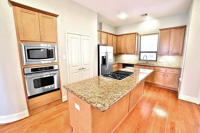407 Jackson Hill Street, Houston, TX 77007