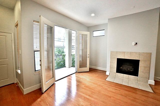 407 Jackson Hill Street, Houston, TX 77007