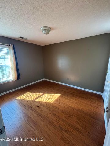 8493 Cross Over Road, Southaven, MS 38672